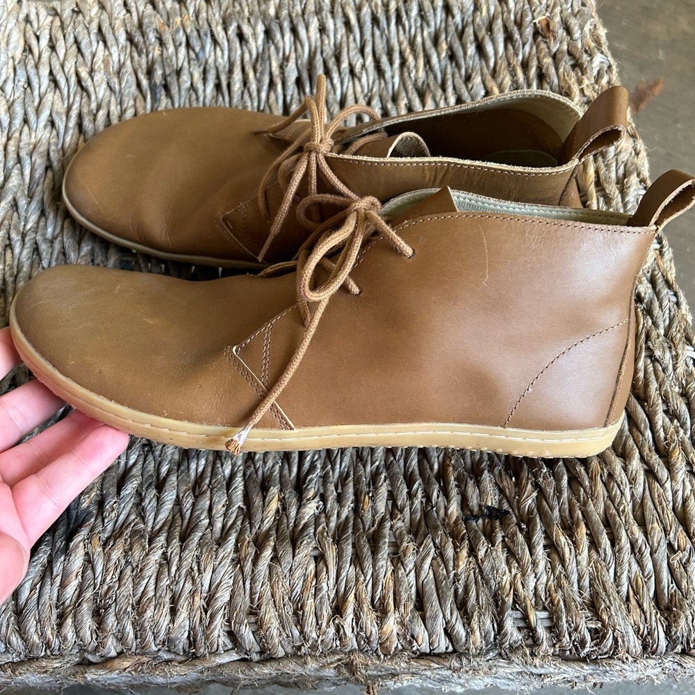 Vivobarefoot Men's Chukka Boots in Tan - Picture 4 of 10